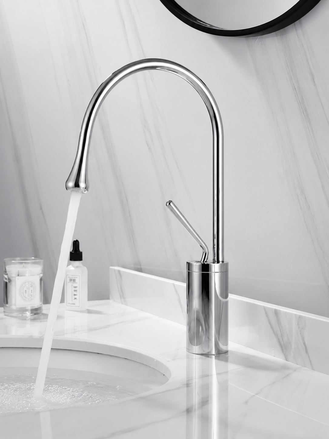 home & garden : Wastafelkraan Druppel Stijl Badkamer Draaibare Waterval Kranen - Goud Geborsteld Kort in Chroom kort van Pantino