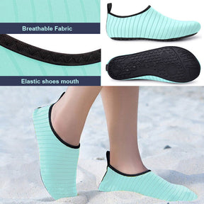 outdoor equipment : Protective Water Shoes Dames - Lichtblauw in van Pantino
