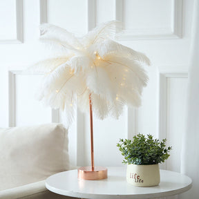 home & garden : Ostrich Nachtlampje - Excentrieke Lamp met Veren & Rosegouden Voet - Roze in van Pantino