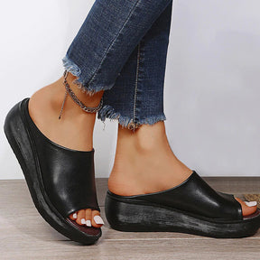 Sandals : Sandalen Dames Bruin - Comfortabele Orthopedische - Brengt Ondersteuning en Elegantie in Zwart van Pantino
