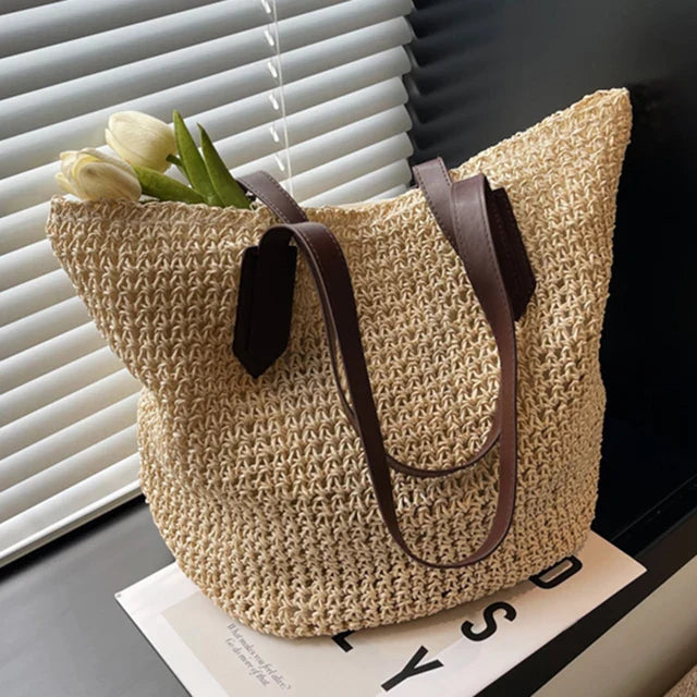 bags : Bohemian Stro Schoudertas Dames - Grote Geweven Zomers Design - Stro in Beige van Pantino