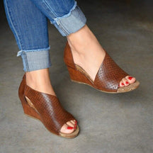Sandals : Sandalen Dames Geel - Orthopedische - Ideaal voor Dagelijks Comfort en Ergonomische Ondersteuning in Bruin van Pantino