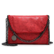 bags : Clutch Dames Bruin - Isabel Suède met Kettingdetail in Rood van Pantino