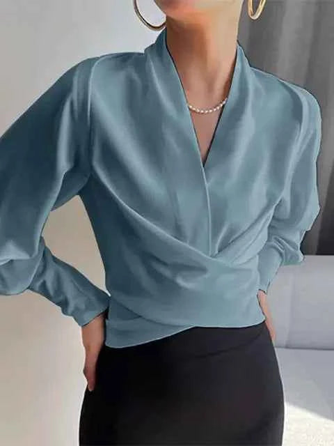 Blouse : Blouse Dames - Gedrapeerde V-hals, Elegant en Stijlvol in Blauw van Pantinoshop