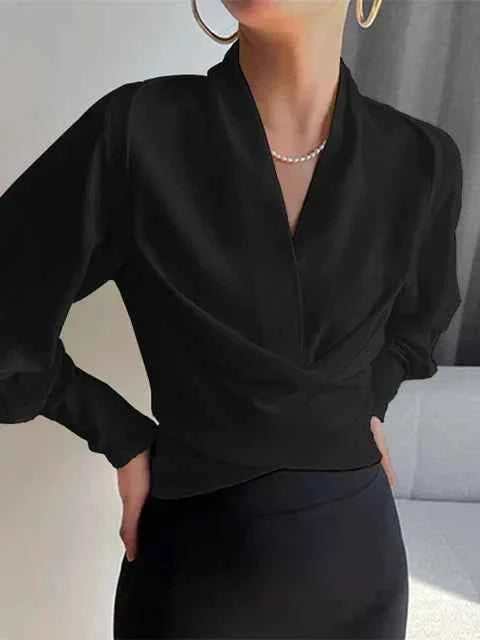 Blouse : Blouse Dames - Gedrapeerde V-hals, Elegant en Stijlvol in Zwart van Pantinoshop