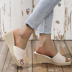Sandals : Sandalen Dames Zwart - Chic Casual - Brengt Casual Elegantie en Comfort naar Elke Dag in van Pantino