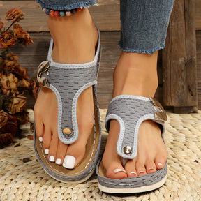 Sandals : Sandalen Dames Rood - Luxe Lederen - Perfect voor een Verfijnde en Comfortabele Stijl in Grijs van Pantino