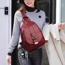 bags : Leren Dames Rugzak Lila - Compacte Schoudertas voor Vrouwen - Trendy & Chique Design in Bourgondië van Pantino
