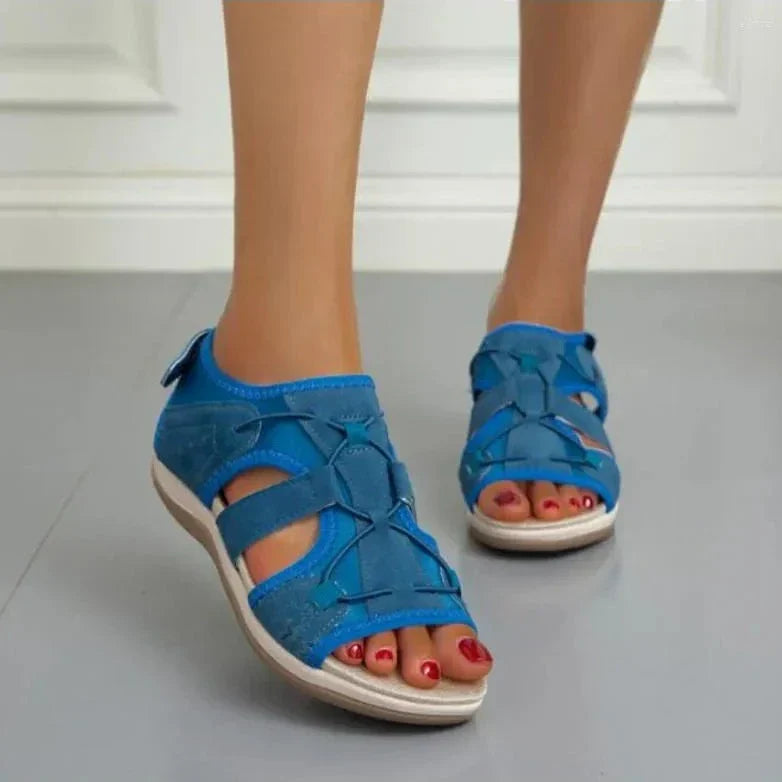 Sandals : Klassiek Wit Sandalen Dames - Elegante Sandalen voor een Tijdloze Stijl in Blauw van Pantino