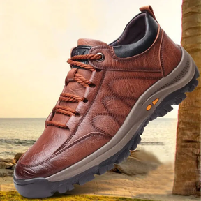 Hiking Shoes : Schoenen Heren Zwart - De Perfecte Wandelschoenen in Bruin van Pantino