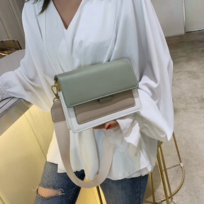 bags : Dames Crossbody-Tas van Groen Leer met Zachte Textuur en Klep Sluiting in van Pantino