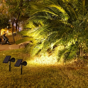 outdoor equipment : SolarGlow - Verstelbare & Weerbestendige Solar Spot - 1 + 1 in 1+1 GRATIS van Pantino