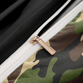 home & garden : Luxe Layers - Camouflage Print Dekbedovertrek Beddengoed Set in van Pantino