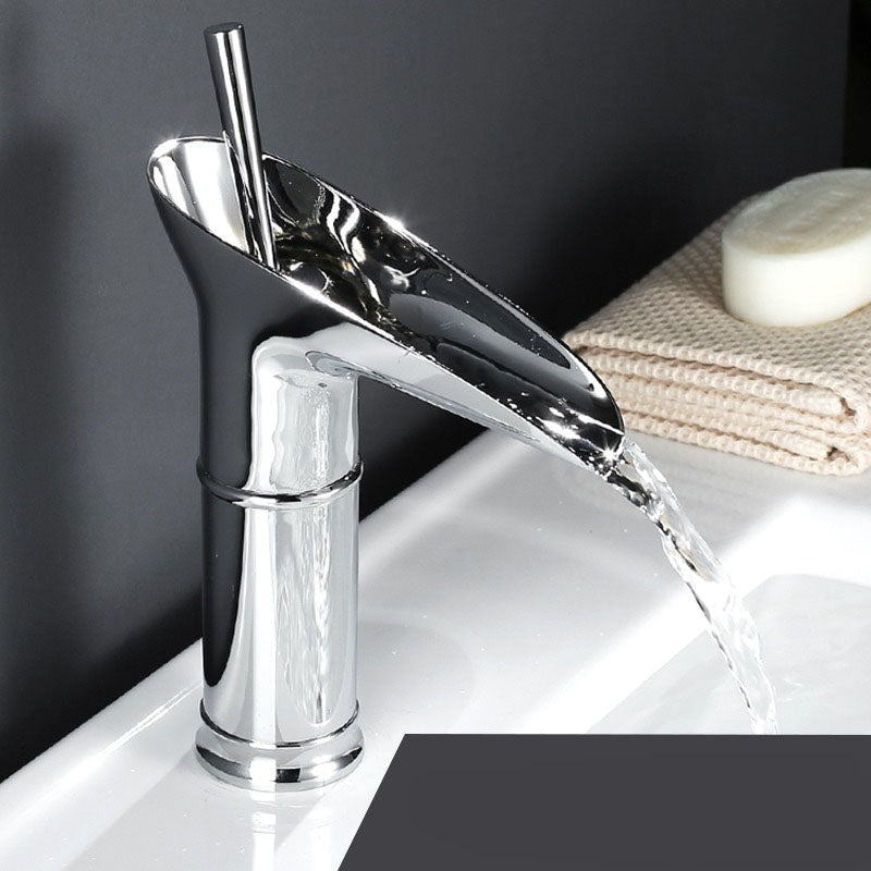home & garden : Antieke Waterval Badkamer Wastafel Kraan - Zwart Kort in Chroom kort van Pantino