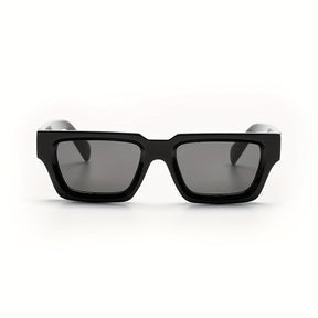 Sunglasses : Zonnebril Dames Zwart - Stoere Vierkante met Retro Uitstraling in van Pantino