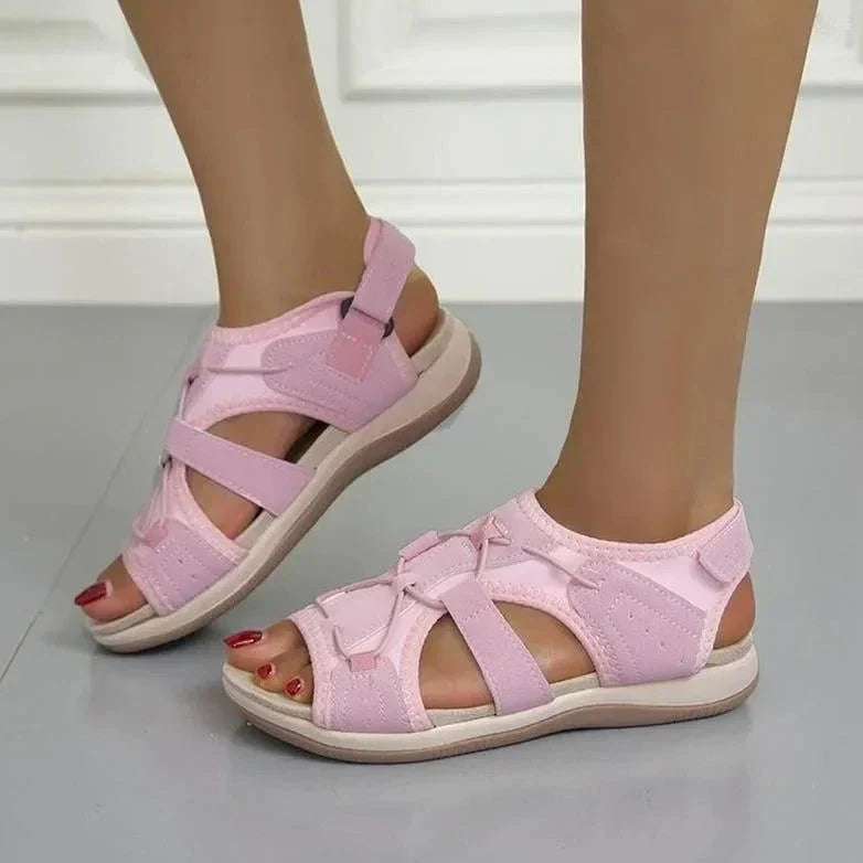 Sandals : Klassiek Wit Sandalen Dames - Elegante Sandalen voor een Tijdloze Stijl in Roze van Pantino
