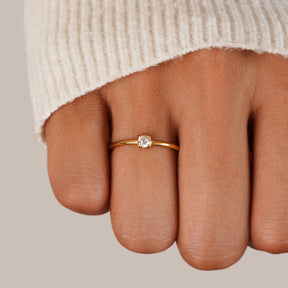 Ring : Ring Goud - Birthstone 18K Roestvrij Staal in van Pantino