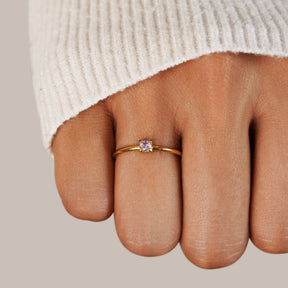 Ring : Ring Goud - Birthstone 18K Roestvrij Staal in van Pantino