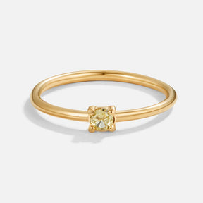 Ring : Ring Goud - Birthstone 18K Roestvrij Staal in Augustus - Peridot van Pantino