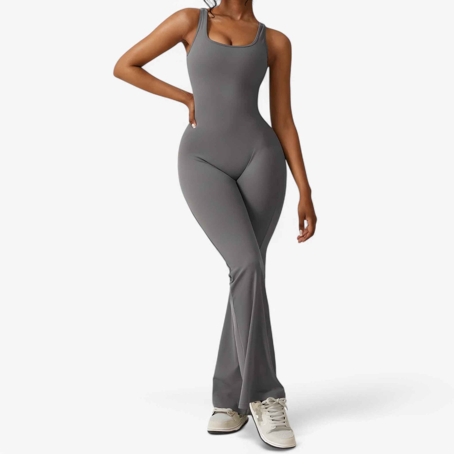 One-Pieces : Elegante zwarte jumpsuit met diepe V-hals voor dames in van Pantino