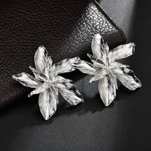Earrings : Boheemse Oorbellen - Geometrische Bladvorm Goud en Zilver - Metaal in F van Pantino