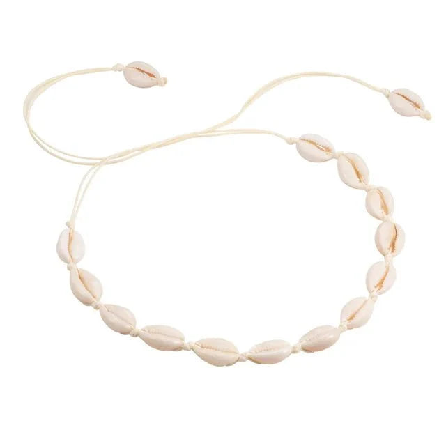 Necklace : Schelpen Ketting Wit - Boheemse Conch Seashell Zomer - Schelp in Wit van Pantino