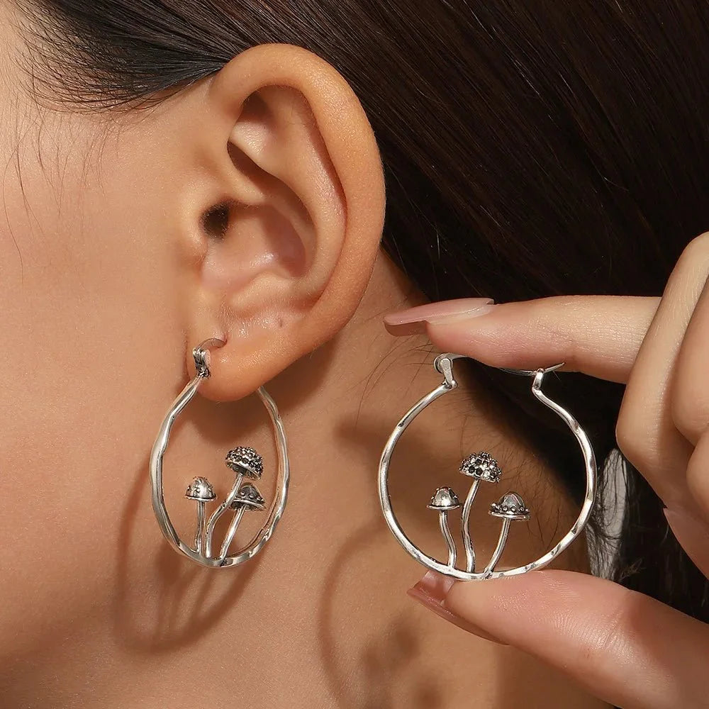 Earrings : Gothic Paddenstoel Oorbellen - Bohemian Faith Mystiek - Metaal in A van Pantino