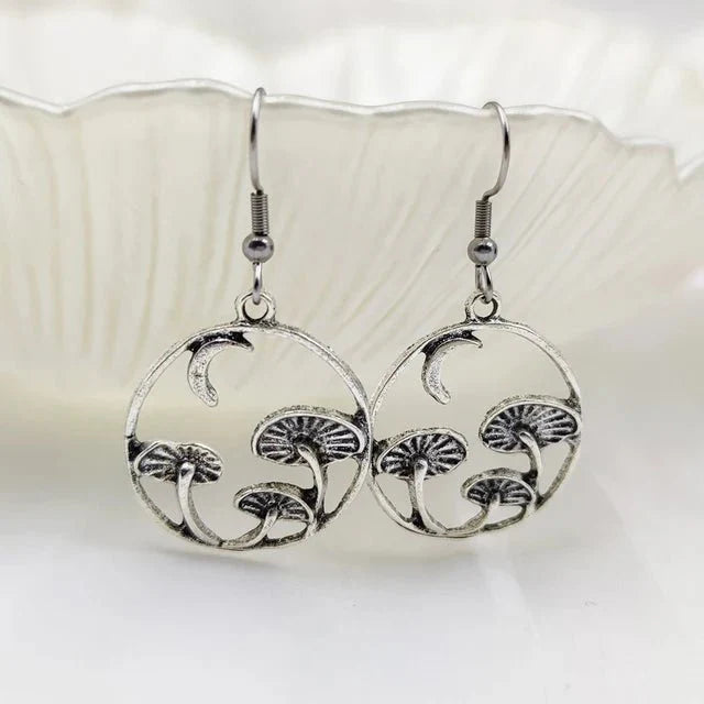 Earrings : Gothic Paddenstoel Oorbellen - Bohemian Faith Mystiek - Metaal in C van Pantino