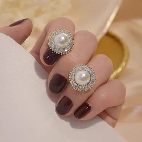 Earrings : Bohemian Parel Oorbellen - Grote Elegante Druppel - Parel in van Pantino