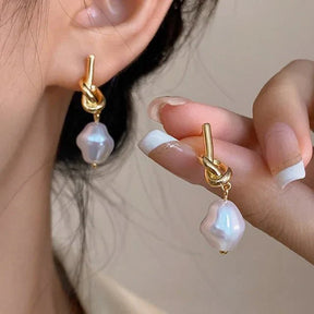 Earrings : Bohemian Parel Oorbellen - Grote Elegante Druppel - Parel in E van Pantino