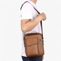 bags : Schoudertas Bruin - Luxe Leren voor Stijl en Functionaliteit in Bruin van Pantino