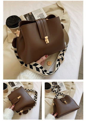 bags : Crossbody Tas Dames Zwart - Ruim 27cm Kunstleer Design - Kunstleer in van Pantino