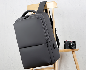 bags : Rugzak Heren Zwart - Stroomlijn Executive Waterdichte Laptoprugzak in van Pantino