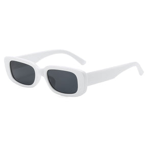 Sunglasses : Zonnebril Dames Zwart Grijs - Heren en Modieuze Sport Kleine Ovale Plastic in Wit grijs van Pantino