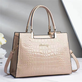 bags : Glossy Handtas - Bruin in Khaki ((nog 1 op voorraad) van Pantino
