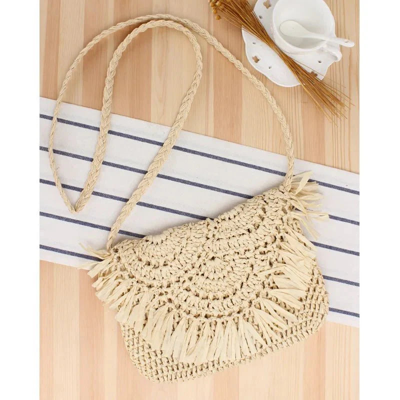 bags : Geweven Stro Clutch Dames Beige - Zomers Elegant Design - Stro in van Pantino