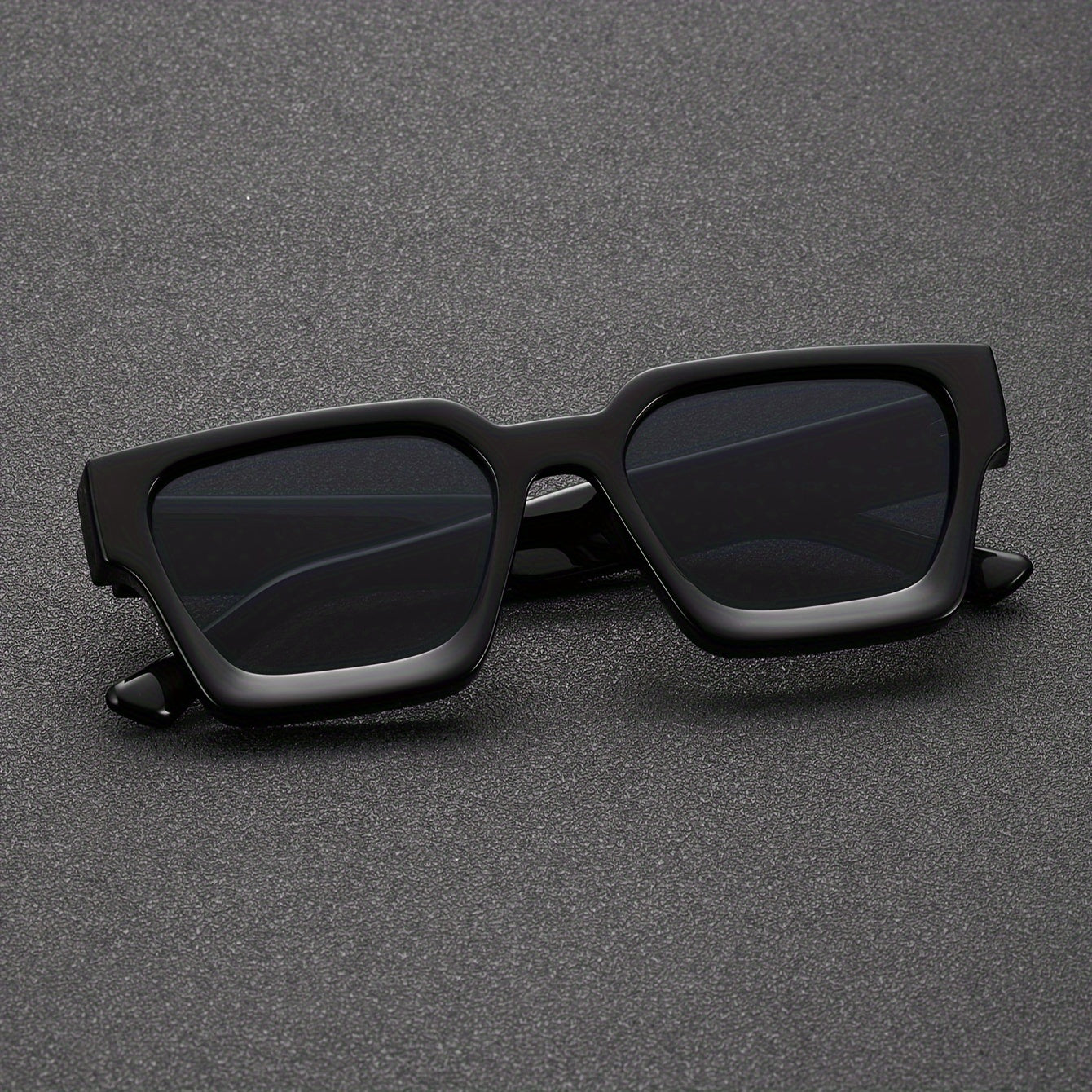 Sunglasses : Zonnebril Dames Wit en Grijs - Veelzijdige Y2K Dikke Vierkante Montuur voor Mannen in van Pantino