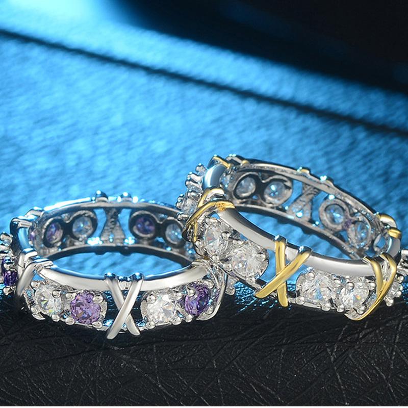 Ring : Exceptional Ring - Vergulde Luxueuze Ring - Wit+Lila in van Pantino