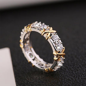 Ring : Exceptional Ring - Vergulde Luxueuze Ring - Wit+Lila in van Pantino