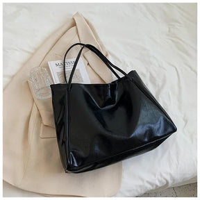 bags : Leren Schoudertas Blauw in Zwart van Pantino