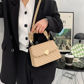 bags : Draagtas met Hart - Khaki in van Pantino