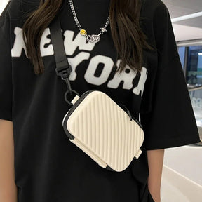bags : Freya Hartschalentasche Zwart in Wit van Pantino