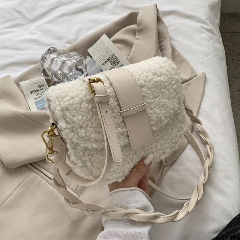 bags : Schoudertas Dames Khaki - Pluche Bont Buitenkant - Luxe Klepsluiting in Wit van Pantino