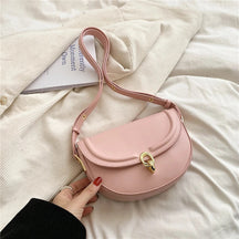 bags : Mini Schoudertas Dames - Klepsluiting Gladde Textuur - PU-Leer in Roze van Pantino