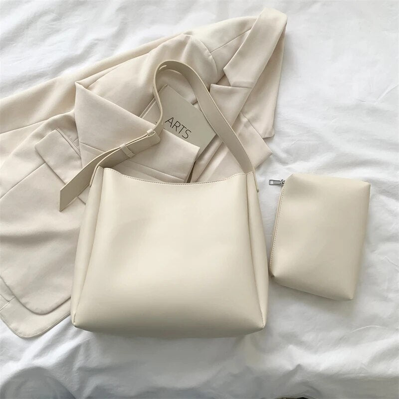bags : Draagtas Dames - Grote Capaciteit Brede Riem - PU-Leer in Beige van Pantino
