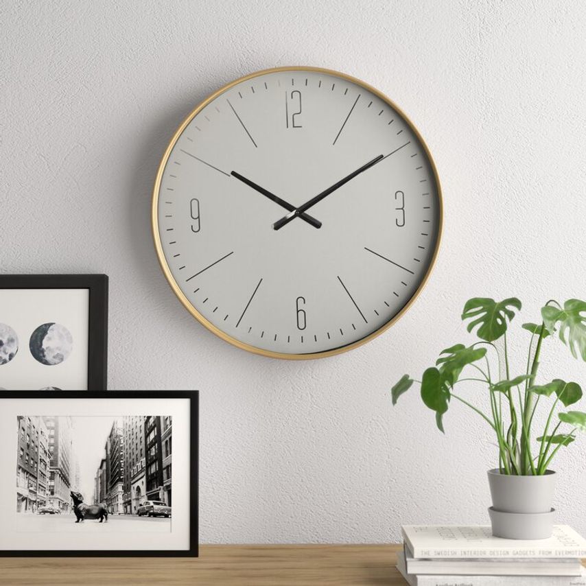 home & garden : Gouden Eenvoud - Eenvoudige Gouden Klok - Verbetert Uw Interieur met Verfijnde Charme in van Pantino
