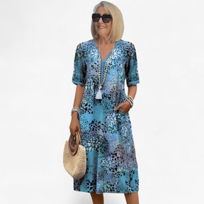 Dresses : Dames Elegante Zomerse Gebloemde Midi Jurk voor Ceremonies en Speciale Gelegenheden in Blu van Pantino