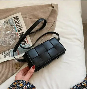 bags : Clutch Wit - ChicClutch - In Eenvoud in Zwart van Pantino