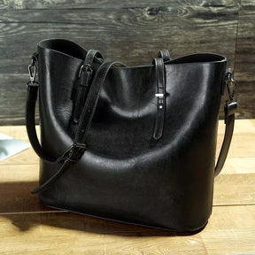 bags : Schoudertas Bruin - Casual Retro in Zwart van Pantino