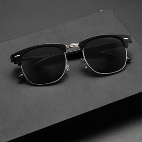Sunglasses : Zonnebril Dames Zilver - Klassieke Premium Wenkbrauwontwerp met Ovaal Frame in van Pantino